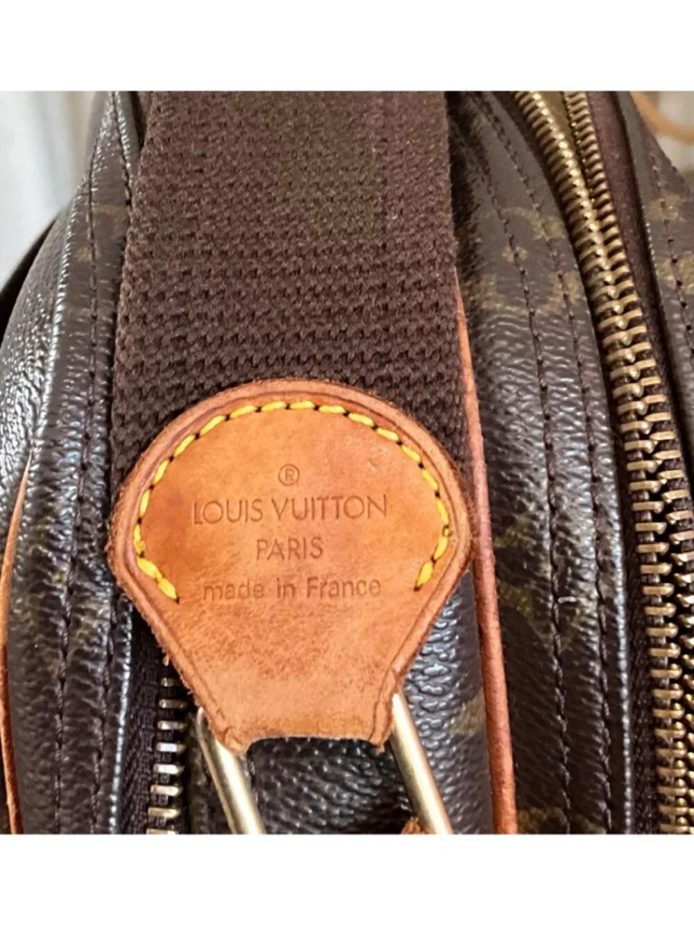 ***AUTHENTIC LOUIS VUITTON MONOGRAM REPORTER PM